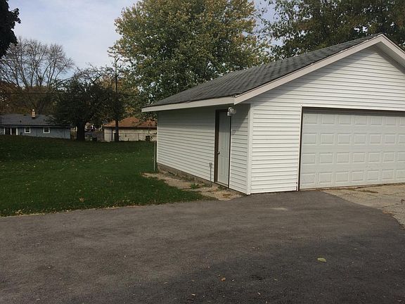 2nd image of N64W24146 Main St