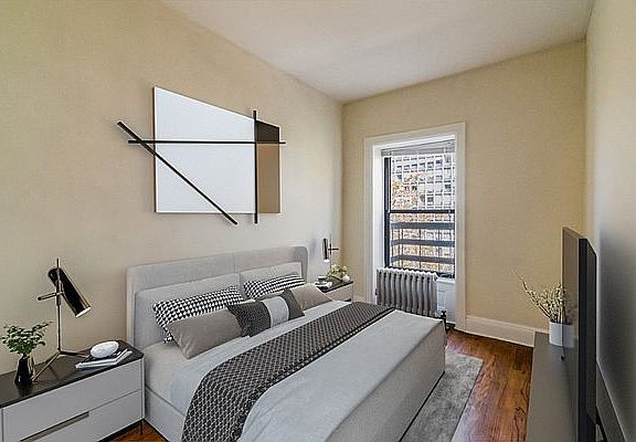 2nd image of 336 E 30th St #5F