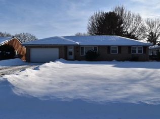 310 Castleton Rd NE, North Canton, OH 44720