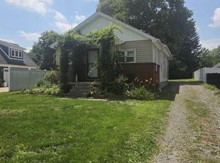 1127 Munsey St, Morgantown, WV 26505