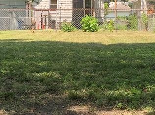 7616 Pennsylvania Ave, Kansas City, MO 64114