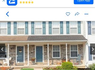 145 Charles Cir, York, PA 17406