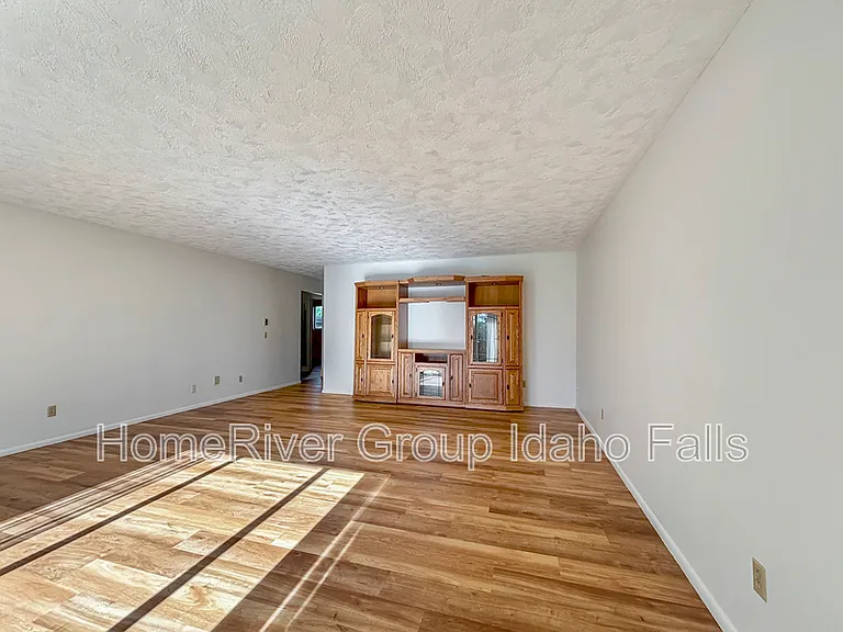 1830 Balboa Dr #K — Photo 6