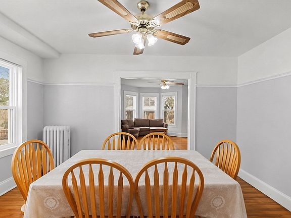 5th image of 104-106 Burrill St