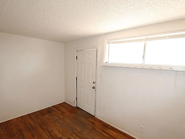 811 N Humphreys St — Photo 8