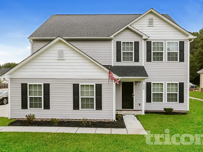 339 Oakleigh Ln — Photo 1