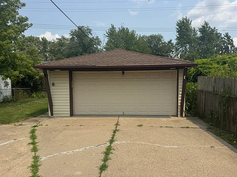 6425 Mayfair St — Photo 15