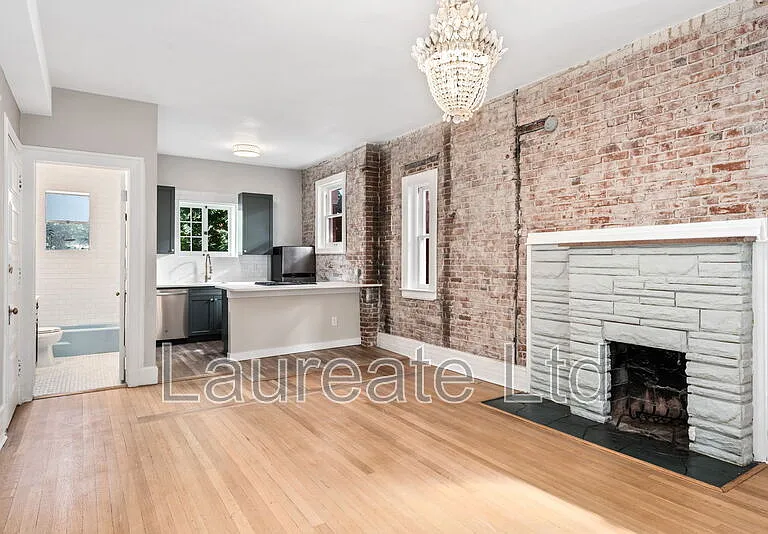 1409 N Gilpin St #3 — Photo 1