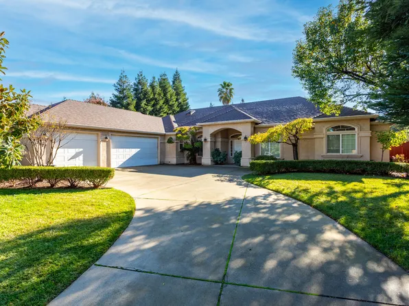 2877 Green Riffle Rd, Redding, CA 96002