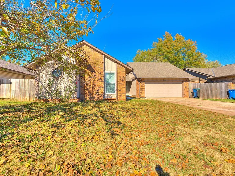 1205 Teal Pl — Photo 23