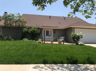 540 W Mission Rd, Corona, CA 92882