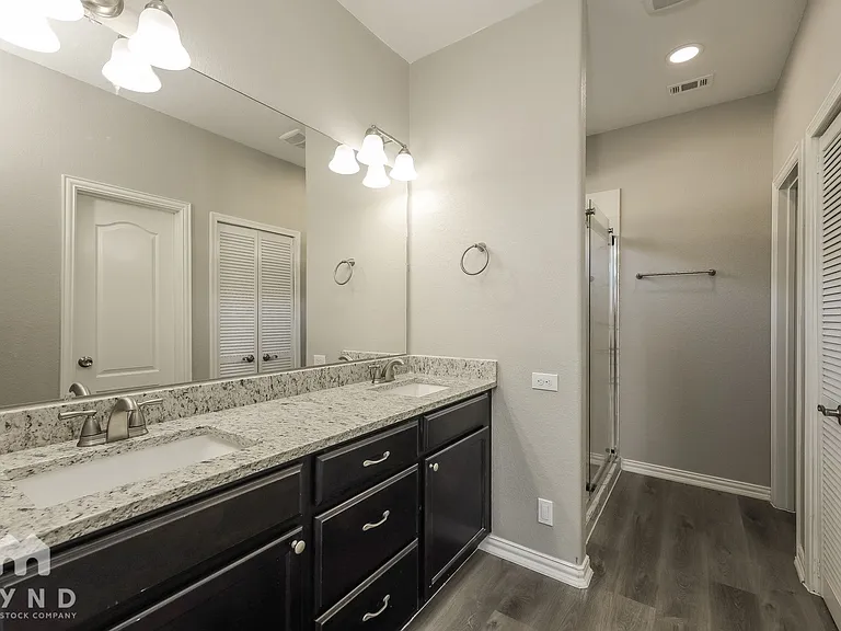 15938 Cardinal Point — Photo 9