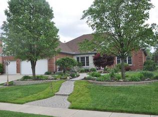 864 Brookmere Ave, Tipp City, OH 45371
