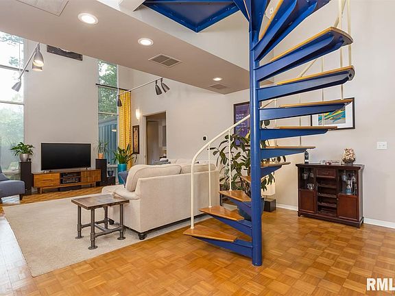 4th image of 3223 29th Avenue Ct