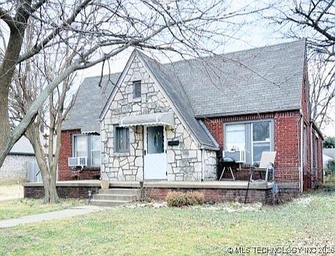1st image of 1414 S College Ave