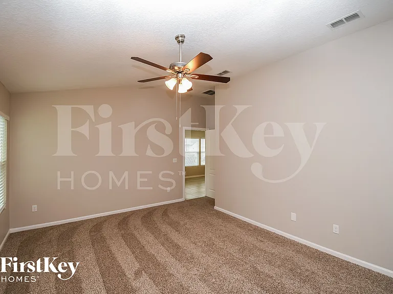 1044 Mayfair Creek Ct — Photo 9