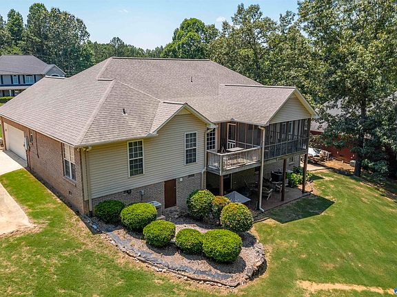 4th image of 109 Sweetwater Ln