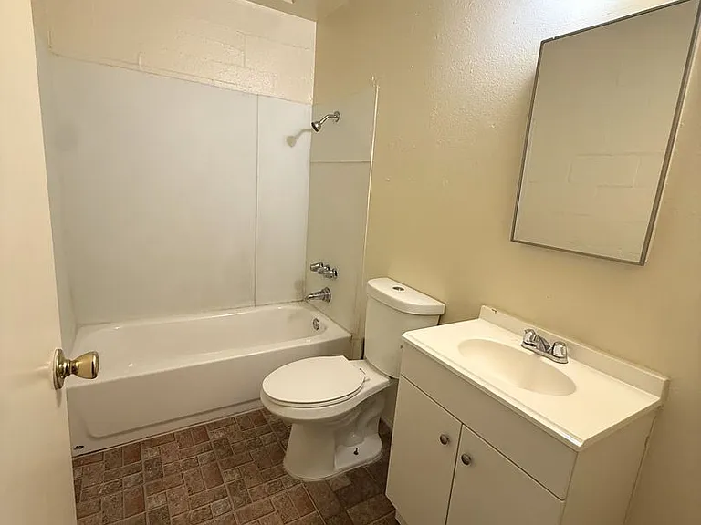 1693 Villa Ave. — Photo 4