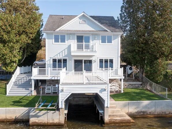 26 E Lake Rd, Cohocton, NY 14826