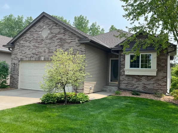2464 Maryland Ave E, Maplewood, MN 55119