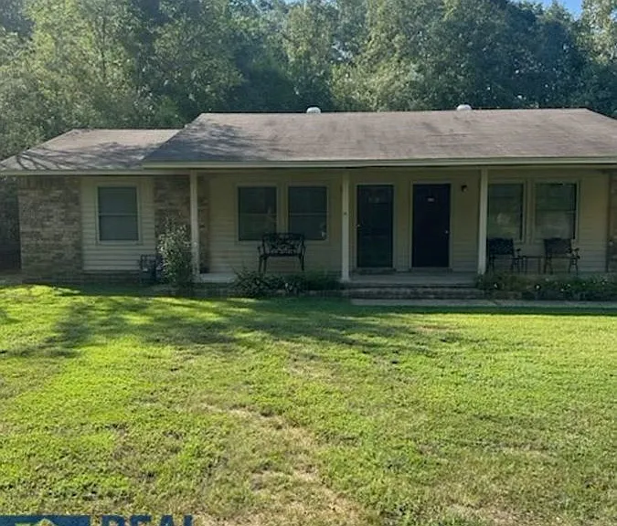 1623 Thornton Ferry Rd — Photo 1