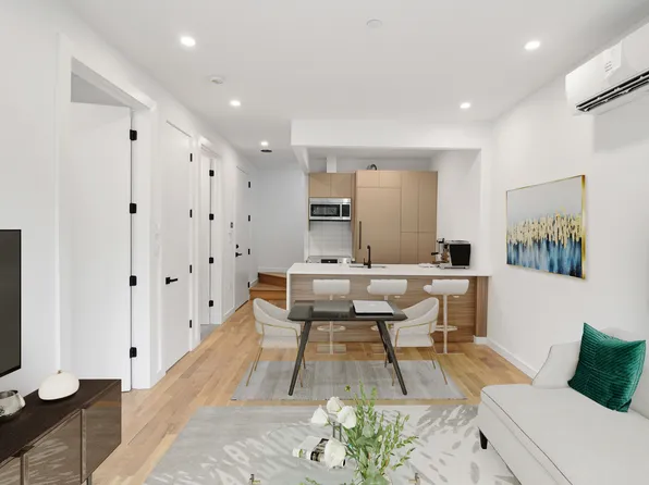 87 Carlton Avenue image 6 of 12