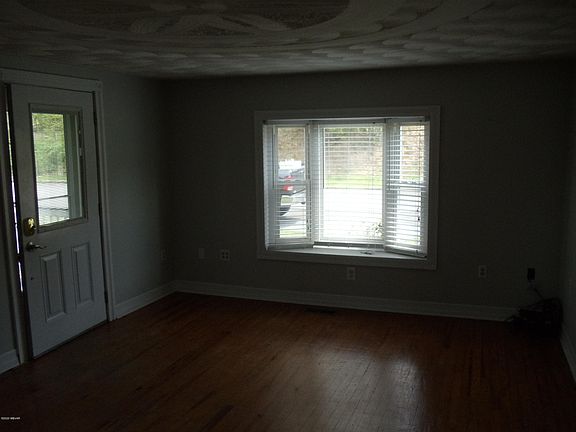 4th image of 2198 W Southern Ave