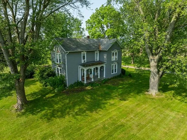 888 E Saint Joe Hwy, Grand Ledge, MI 48837