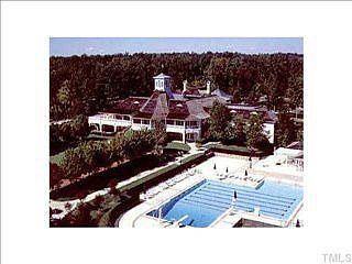 1st image of 9 Fairwoods Dr