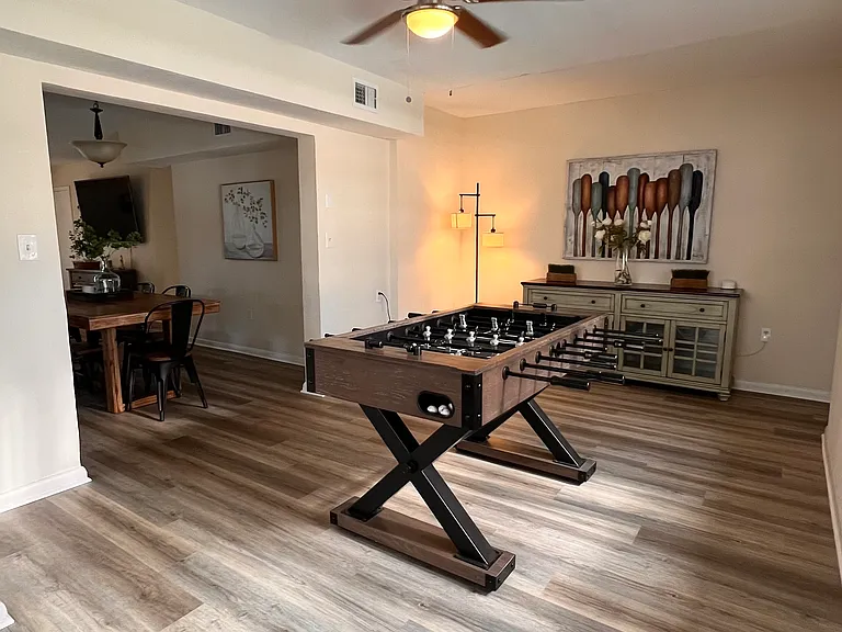 205 Driftwood Dr W — Photo 22
