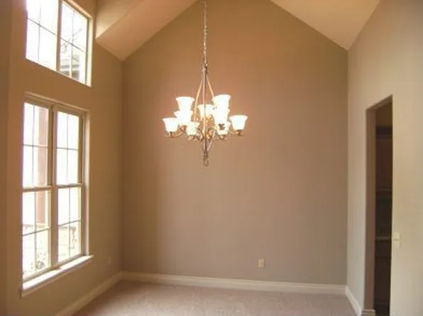 22 Royal Estates Rd, Kimberling City, MO 65686