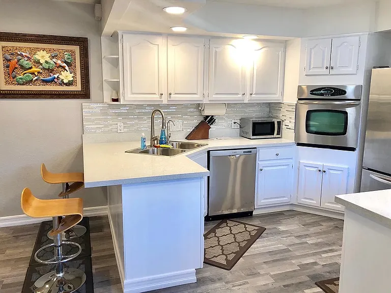 1057 Shamrock Dr — Photo 28