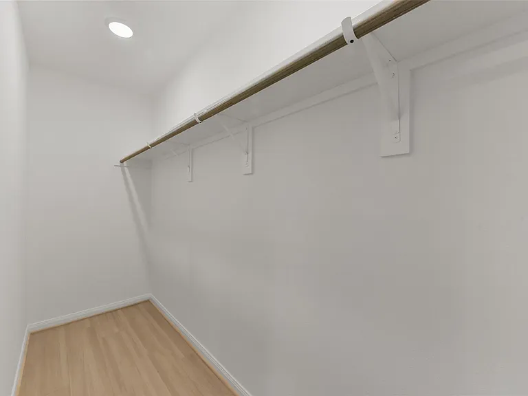 11938 Lakewood West Dr — Photo 20