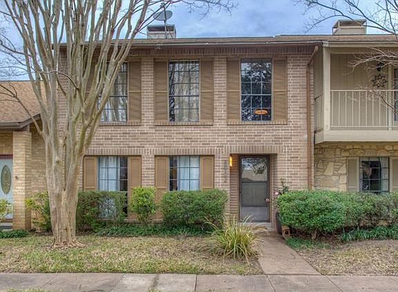 4th image of 8902 N Plaza Ct #66