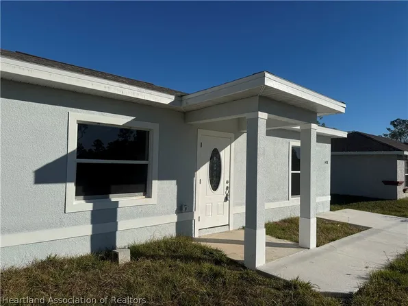 1408 Bittersweet St, Lake Placid, FL 33852
