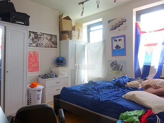 Rented by Manhattan Connection | media 11