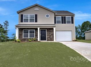 121 Colt St, Candler, NC 28715