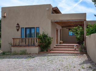 25 Camino Oriente, Santa Fe, NM 87508