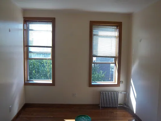 Rented by Maximus Realty Group | media 23