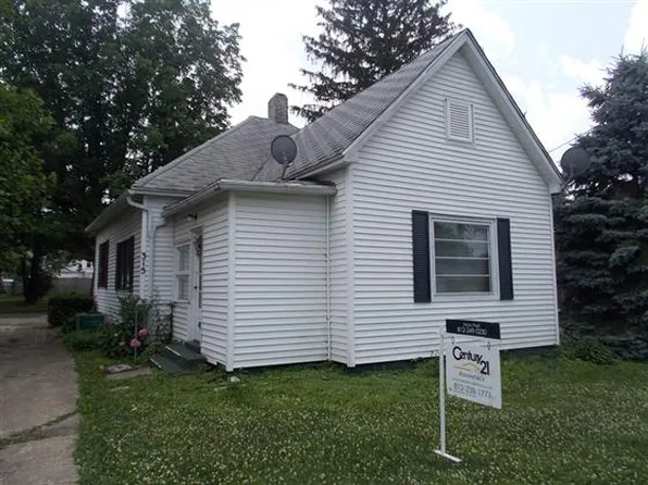 315 W Johnson Ave, West Terre Haute, IN 47885