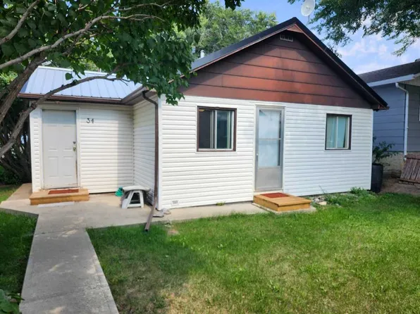 34 S 2nd St E, Drumheller, AB T0J 0Y9