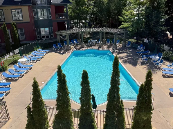 156 Jozo Weider Blvd #322, The Blue Mountains, ON L9Y 0V2
