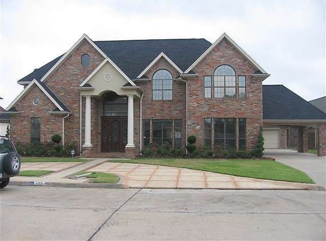 1st image of 122 Grand Chase Dr