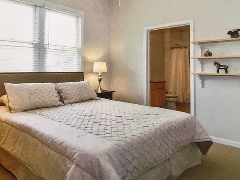 924 W Cornelia Ave #4E — Photo 9