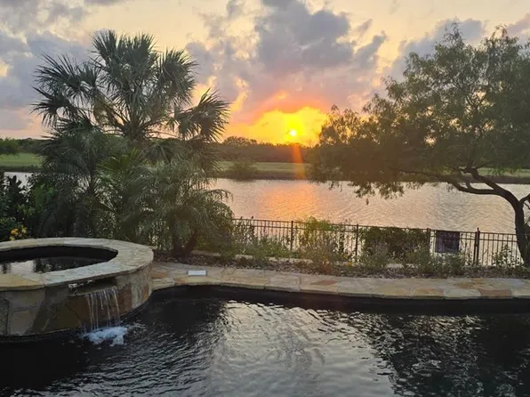46 Bethpage Dr, Laguna Vista, TX 78578