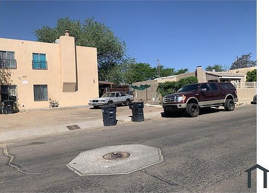 1st image of 231 Estancia Dr NW #B