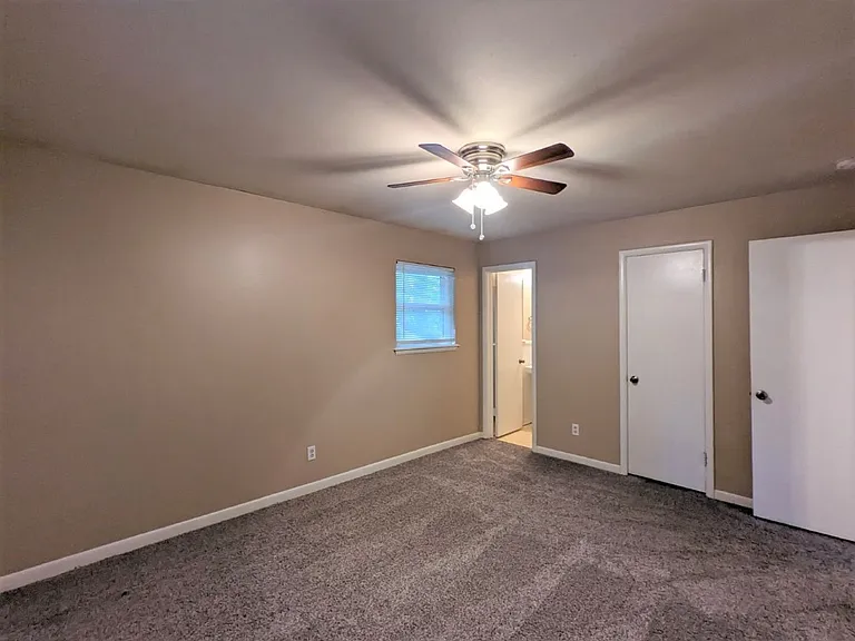 1813 Hardy Dr — Photo 36