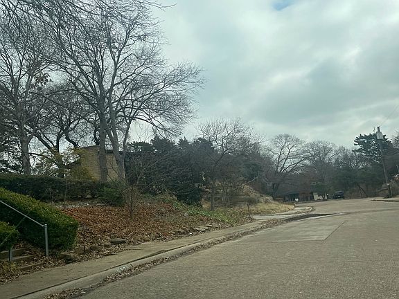 5th image of 8221 Coolgreene Dr