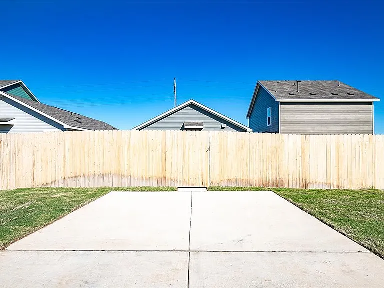 1133 Largemouth Ln — Photo 15