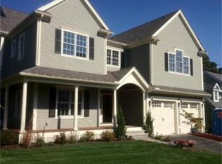 44 Curve St, Needham, MA 02492